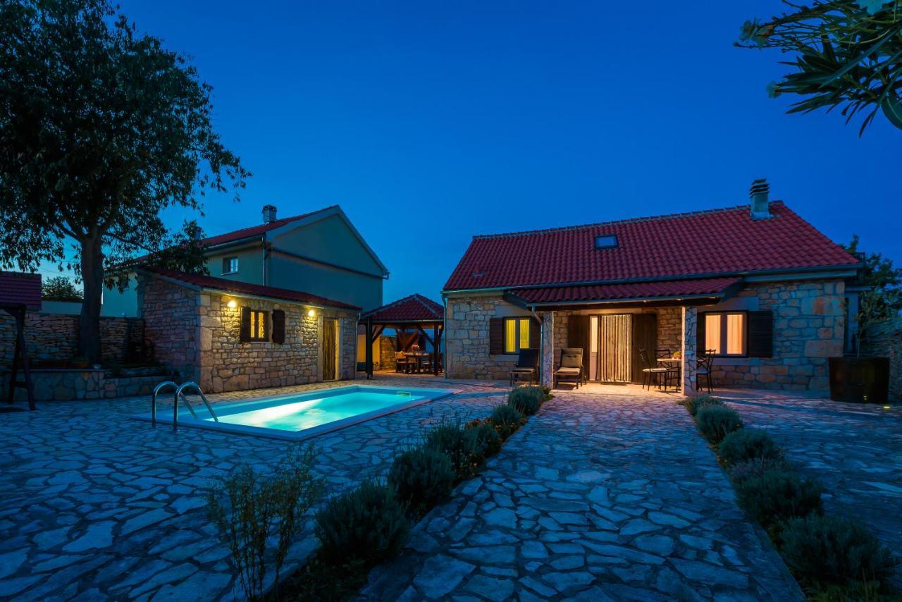 Rural House Gluic Villa Bogatić Exteriör bild